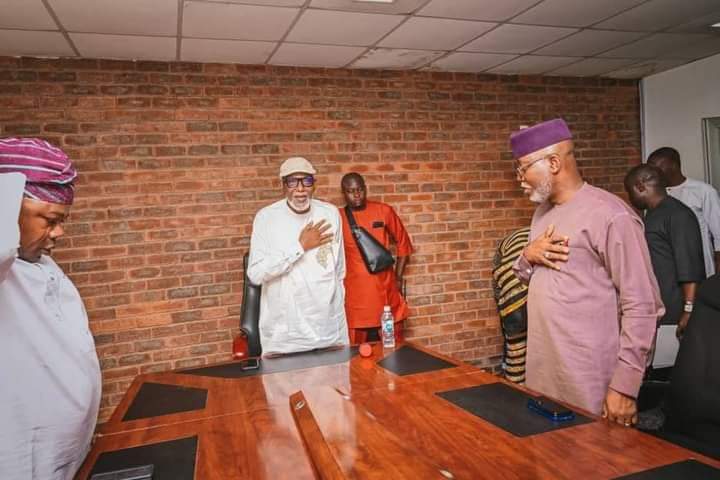 Ondo State Government Officials in a meeting in Ibadan, Oyo State